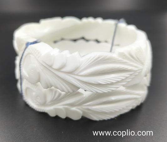 Centorganic Mota Sakha Bangle for women, Big fish with Peacock Design, One pair of thick conch shell bangle (Design Code: CMS05)