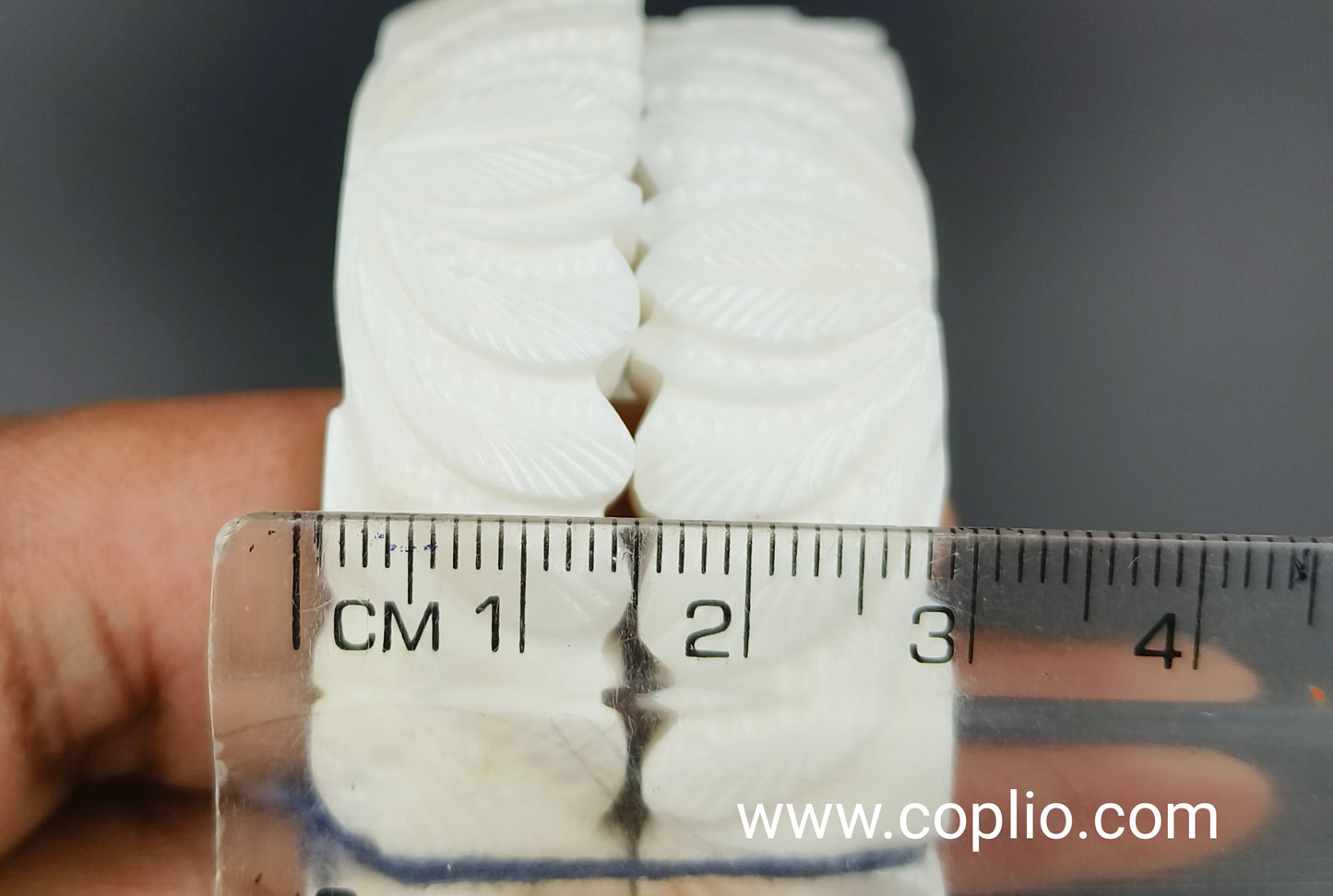 Centorganic Mota Sakha Bangle for women, Lotus Design, One pair of thick conch shell bangle (Design Code: CMS06)