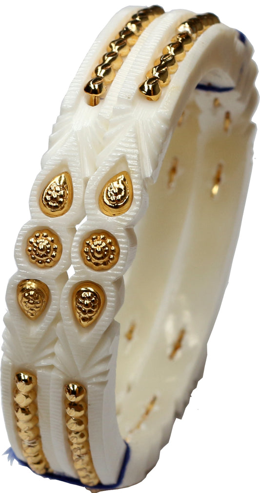 Centorganic Gold Plated sankha pola bangles for women, 1 pair of sankha, 1 pair of red pola, 2 iron noa, with free wooden jewellery box. (Design code: CSBM02)