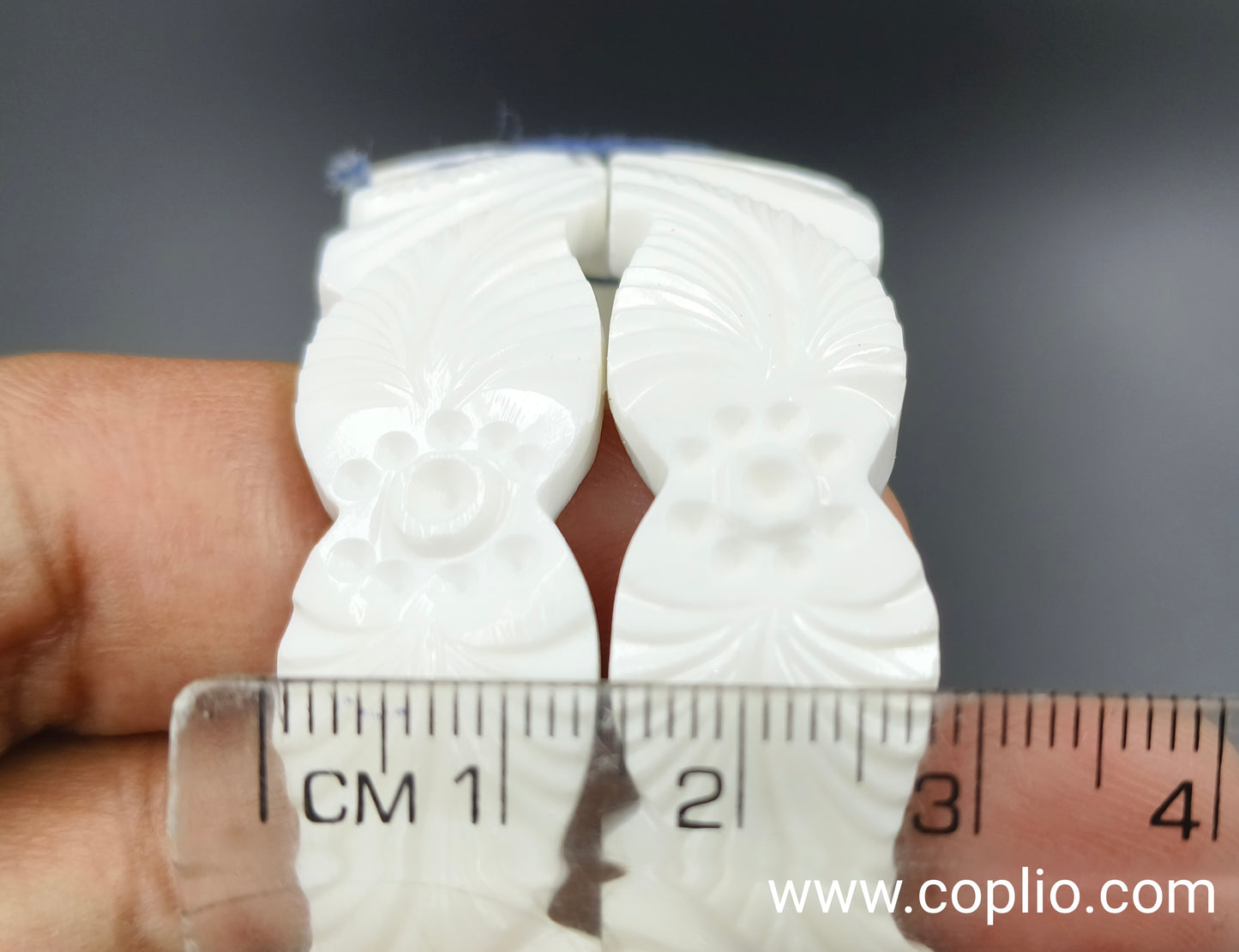 Centorganic Mota Sakha Bangle for women, Floral with Peacock Design, One pair of thick conch shell bangle (Design Code: CMS04)